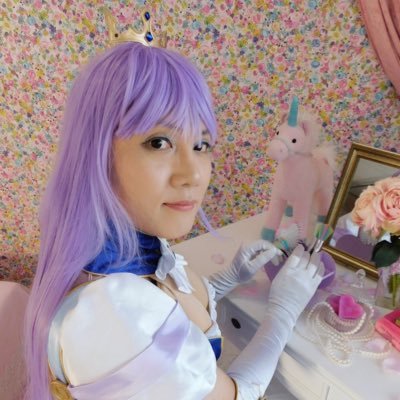 如月　紫乃