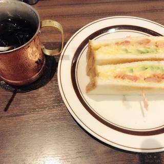 たろろろろろ